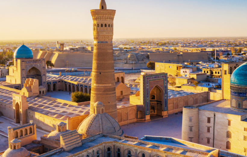 Uzbekistan sulla Via della Seta con accompagnatore