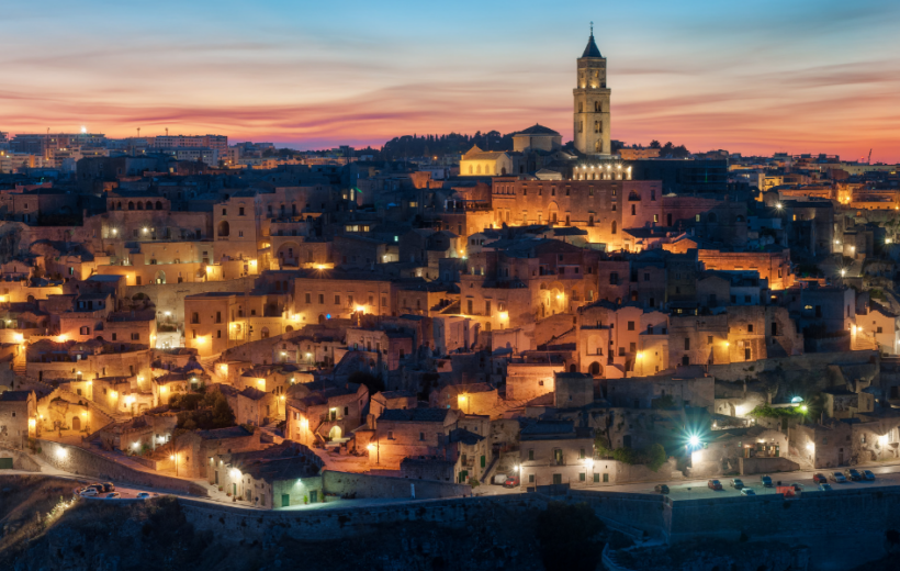 La magia del Natale di MATERA, ALBEROBELLO, CISTERNINO, LOCOROTONDO e BARI
