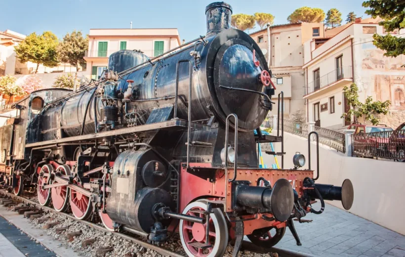 Pasqua in CALABRIA: lo splendore della Sila anche in treno d’epoca