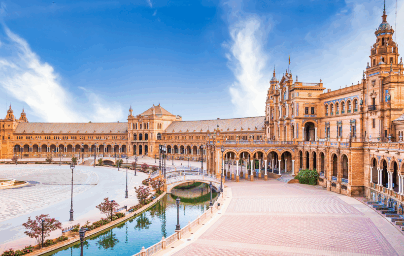 TOUR ANDALUSIA passando per Lourdes e Barcellona
