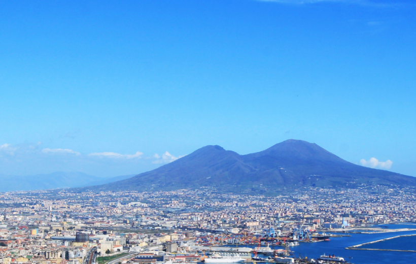 Weekend a Napoli con cena sul lungomare