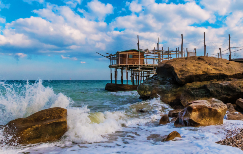 LA COSTA DEI TRABOCCHI con pranzo sul trabocco  – LANCIANO – Abbazia di San Giovanni in Venere