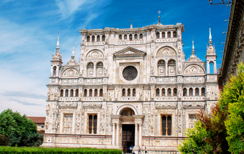 Certosa di Pavia con ingresso gratuito e il borgo di Grazzano Visconti